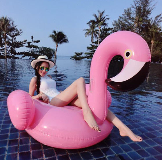 Надувной Круг Розовый Фламинго 150 см Оптом